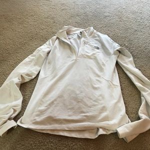 White north face pull over